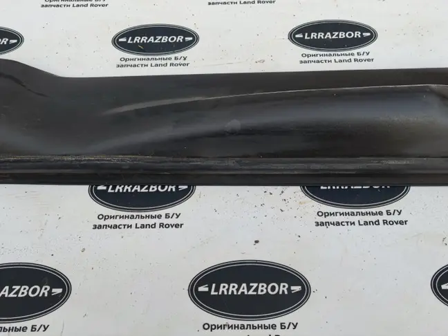 Молдинг двери задний правый Range Rover Sport 320