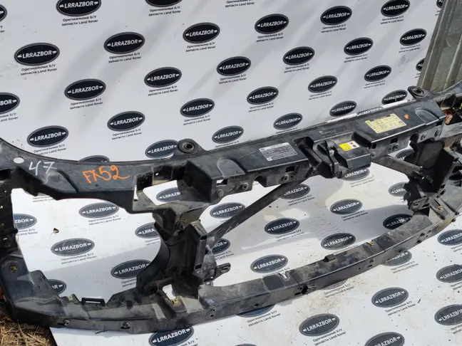 Панель передняя (телевизор) Range Rover Sport L320