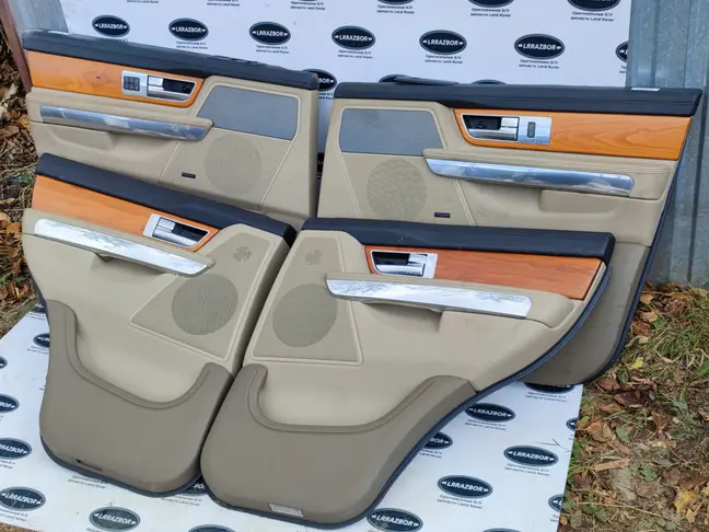 Обшивки дверей Range Rover Sport L320 09-12