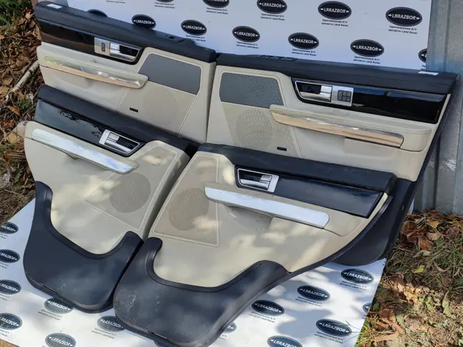 Обшивки дверей Range Rover Sport L320 09-12