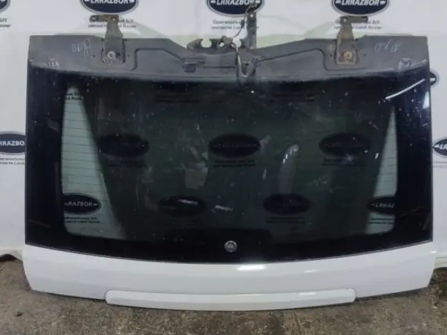 Стекло крышки багажника Range Rover Sport L320