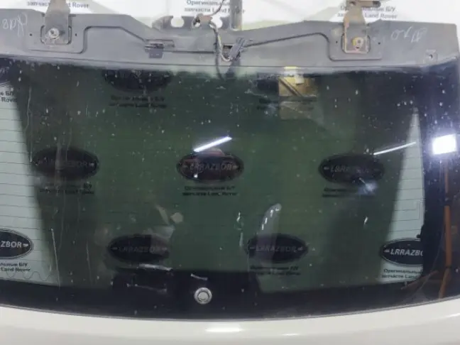 Стекло крышки багажника Range Rover Sport L320