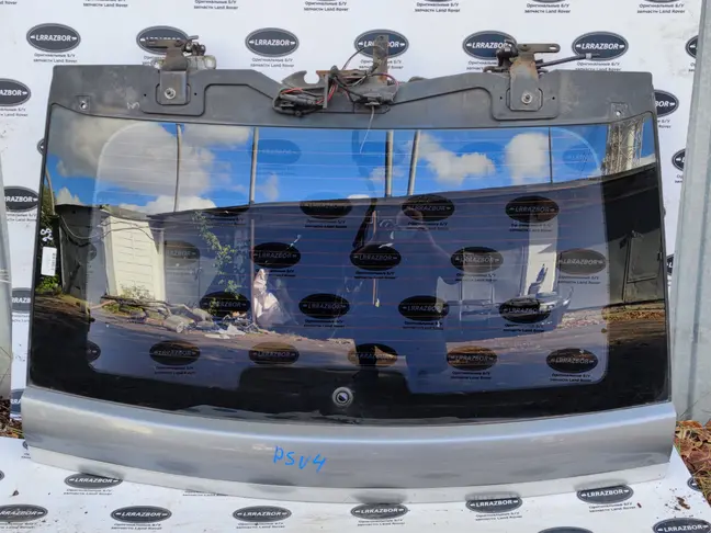 Стекло крышки багажника Range Rover Sport L320