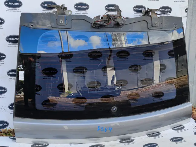 Стекло крышки багажника Range Rover Sport L320