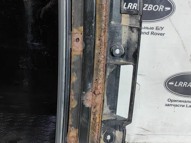 Стекло крышки багажника Range Rover Sport L320