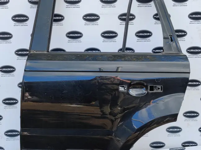 Дверь задняя левая Range Rover Sport L320 05-12