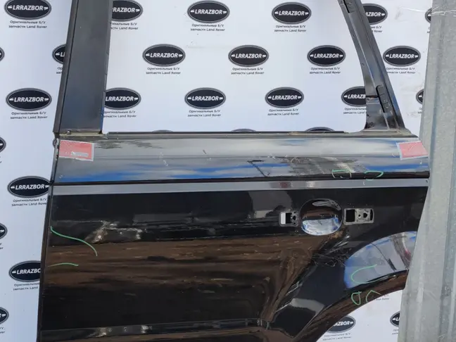 Дверь задняя левая Range Rover Sport L320 05-12