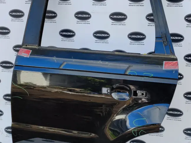 Дверь задняя левая Range Rover Sport L320 05-12