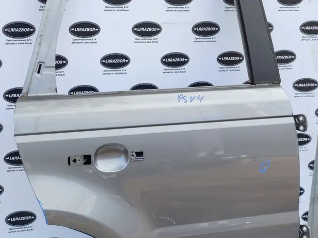Дверь задняя правая Range Rover Sport L320 05-12