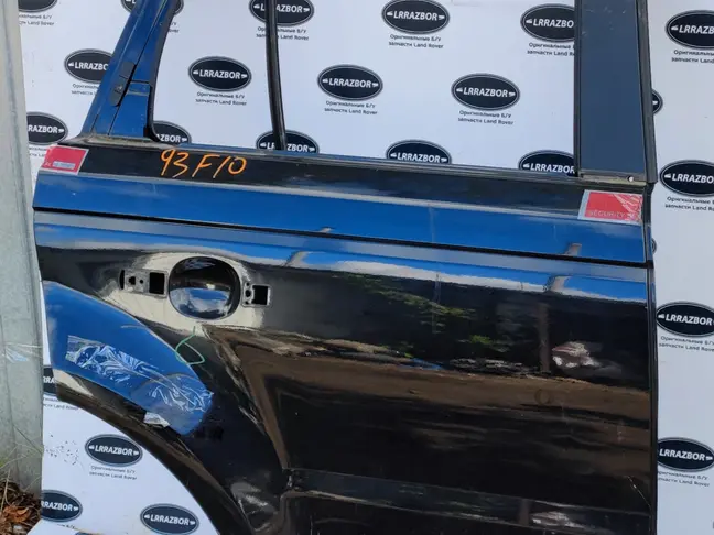 Дверь задняя правая Range Rover Sport L320 05-12