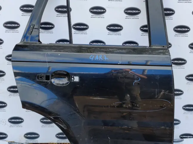 Дверь задняя правая Range Rover Sport L320 05-12