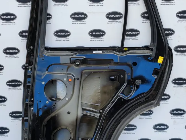 Дверь задняя правая Range Rover Sport L320 05-12