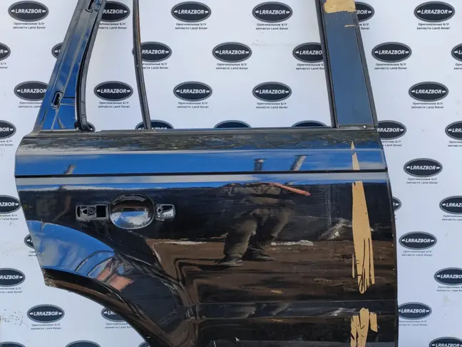 Дверь задняя правая Range Rover Sport L320 05-12
