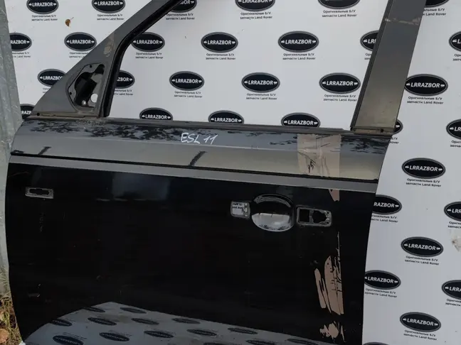 Дверь передняя левая Range Rover Sport L320 05-12