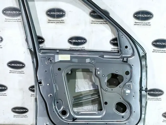 Дверь передняя левая Range Rover Sport L320 05-12