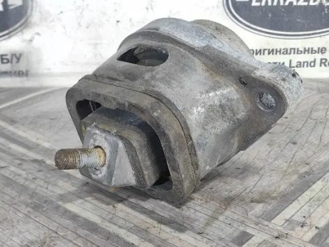 Опора подушка ДВС правая Range Rover 3 L322 4.2
