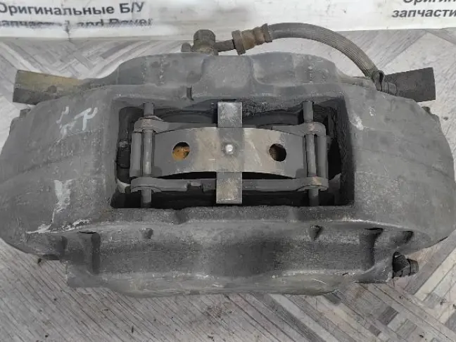 Суппорт правый передний Range Rover 3 L322 4 порш