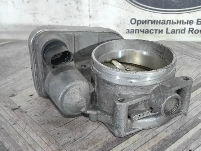 Дроссельная заслонка Range Rover 4.4 M62 286 лс