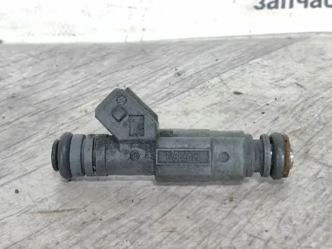 Форсунка топливная Range Rover L322 4.4 M62