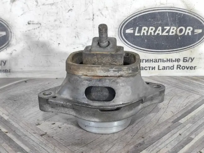 Подушка ДВС правая Range Rover 3 L322 4.4 M62B44