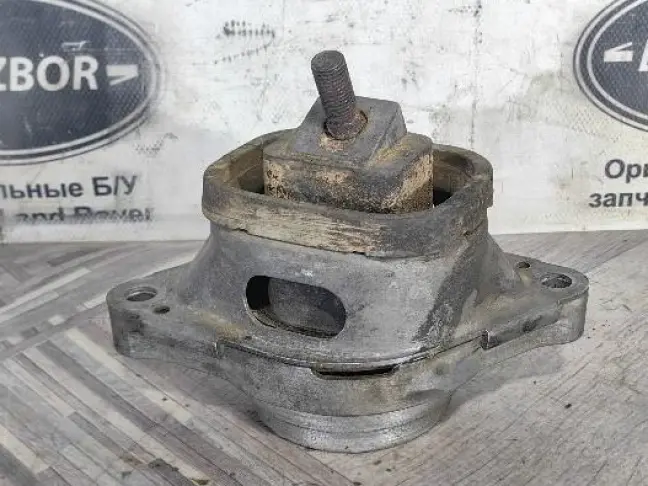Подушка ДВС левая Range Rover 3 L322 4.4 M62B44
