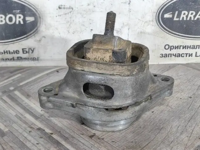 Подушка ДВС левая Range Rover 3 L322 4.4 M62B44