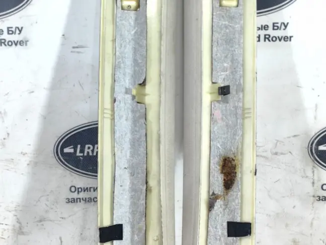 Обшивки стоек лобового стекла Range Rover L322