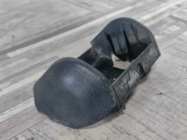 Кронштейн камеры задней Range Rover 3 L322 05-09