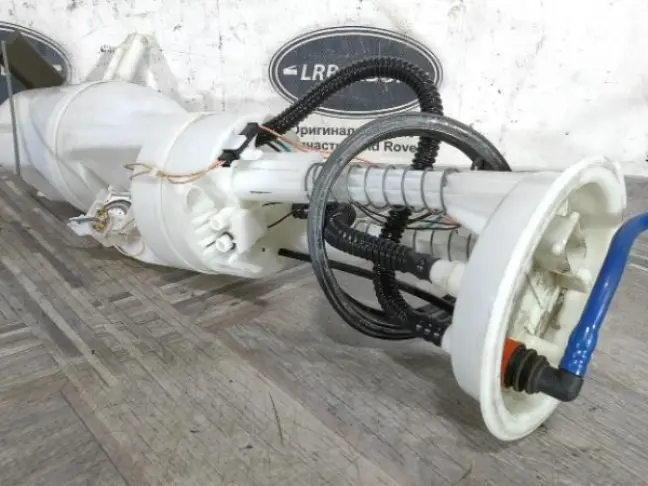 Насос топливный в бак Range Rover 3 L322 4.4 M62