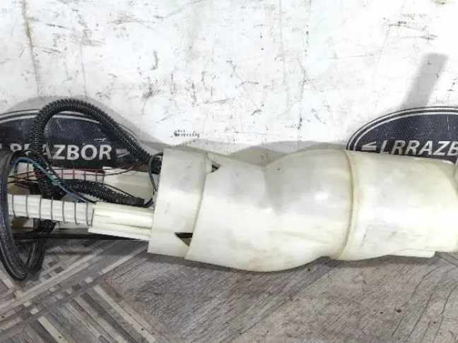 Насос топливный в бак Range Rover 3 L322 4.4 M62