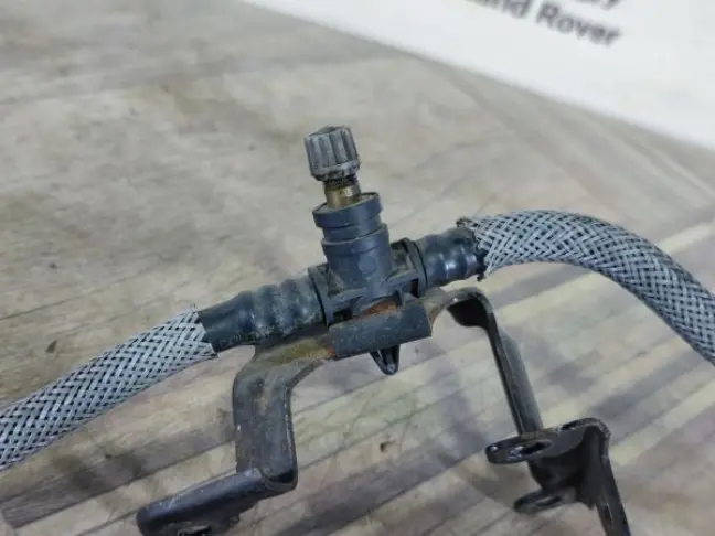 Трубка топливная Range Rover 3 L322 3.6