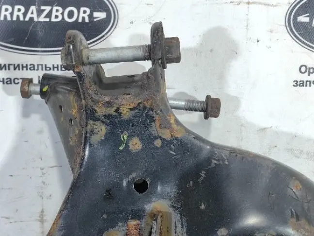 Рычаг задний правый нижний Range Rover L322 02-12