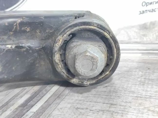 Рычаг задний правый нижний Range Rover L322 02-12