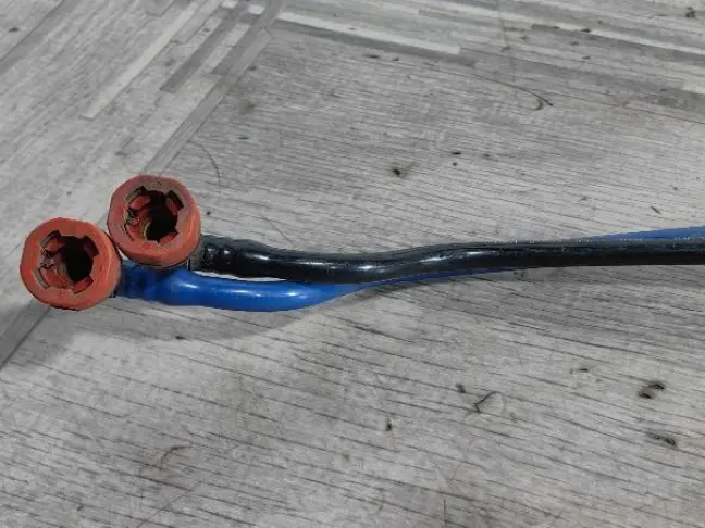 Трубка топливная Range Rover 3 L322 4.4 M62