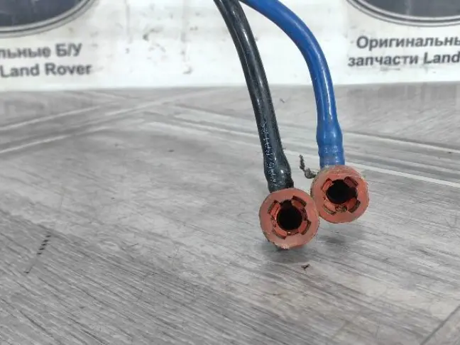 Трубка топливная Range Rover 3 L322 4.4 M62