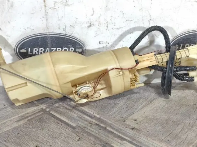 Насос топливный в бак Range Rover 3 L322 4.4 M62