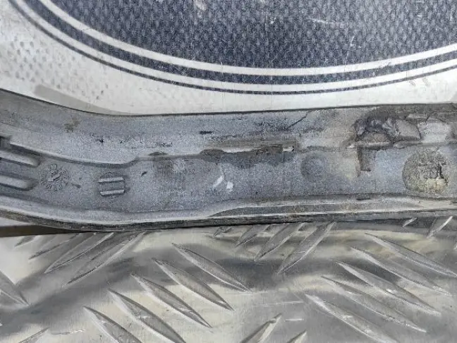 Молдинг крыши правый Range Rover L322 02-12