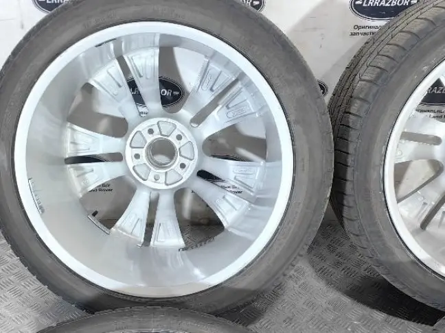 Колеса 275 40 22 Range Rover L322 L320