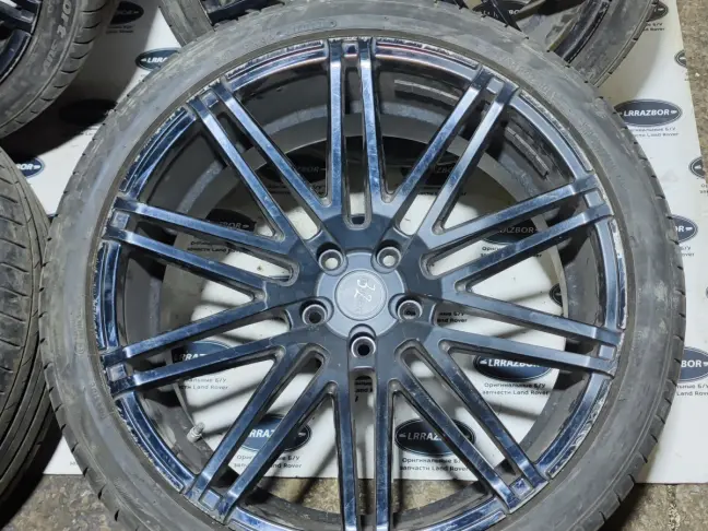 Колеса Range Rover 285 35 22 в сборе RIVIERA