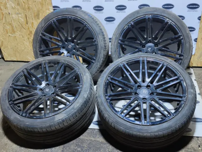 Колеса Range Rover 285 35 22 в сборе RIVIERA