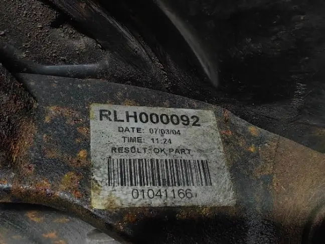 Кулак задний левый Range Rover L322 02-09