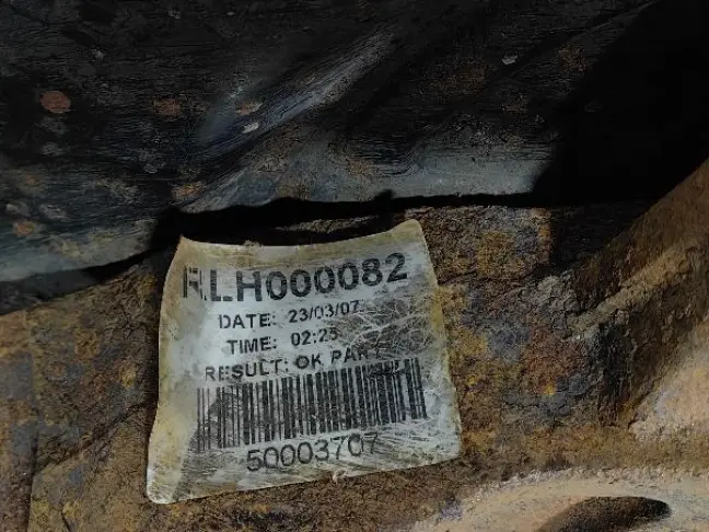 Кулак задний правый Range Rover 3 L322 02-09