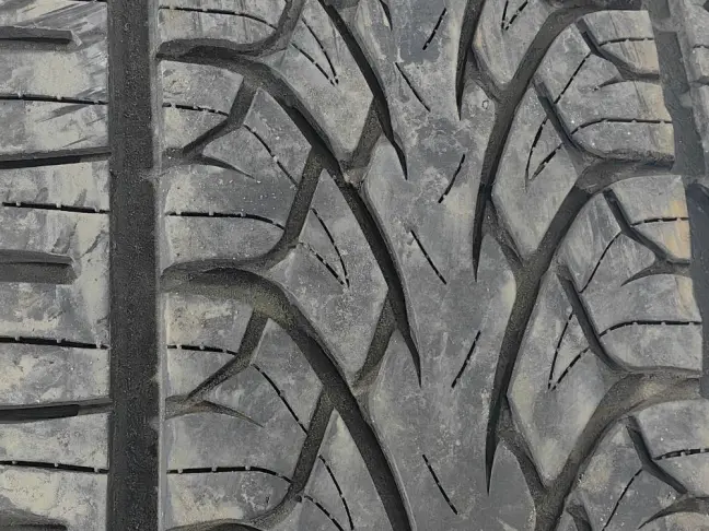 Шины 295 35 24 Delinte Desert Storm SUV D8