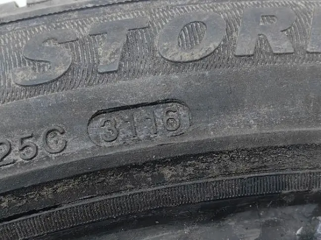 Шины 295 35 24 Delinte Desert Storm SUV D8