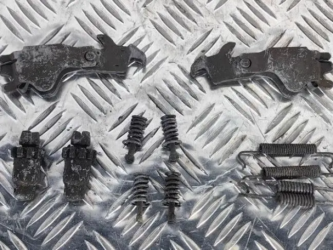 Механизм ручника Range Rover 3 L322 05-12