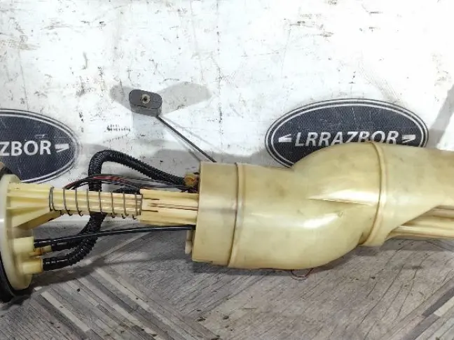 Насос топливный в бак Range Rover 3 L322 4.4 M62