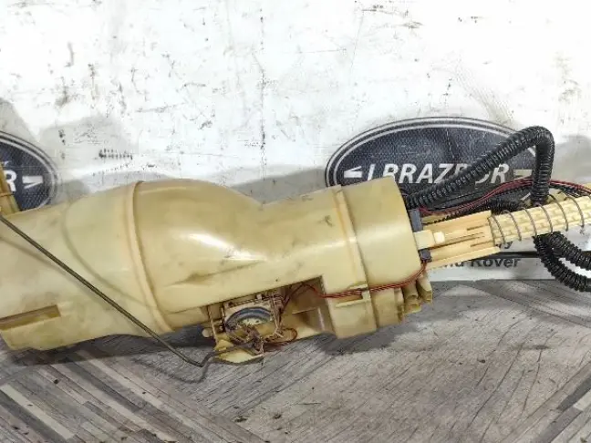 Насос топливный в бак Range Rover 3 L322 4.4 M62