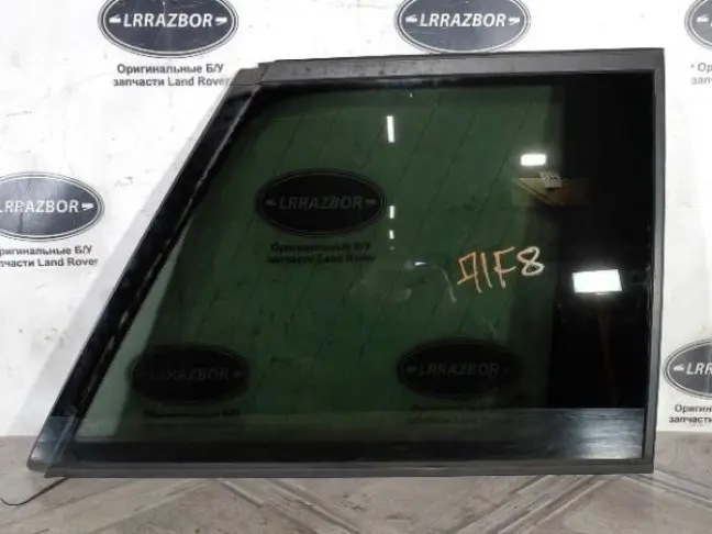 Стекло кузовное глухое правое Range Rover L322
