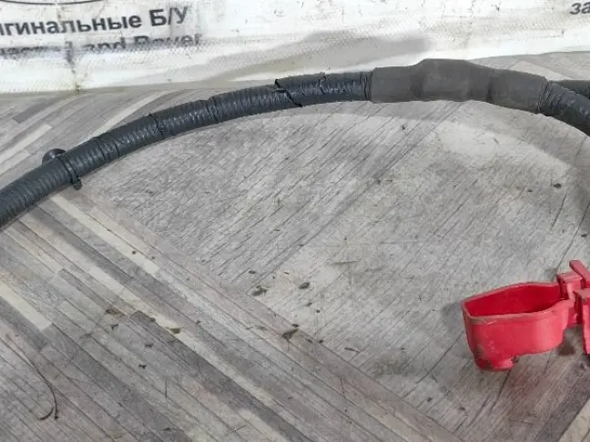 Провод силовой плюсовой Range Rover 3 L322 5.0: фото #4