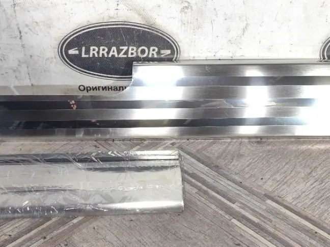 Молдинг порогов салонный Range Rover L322: фото #3
